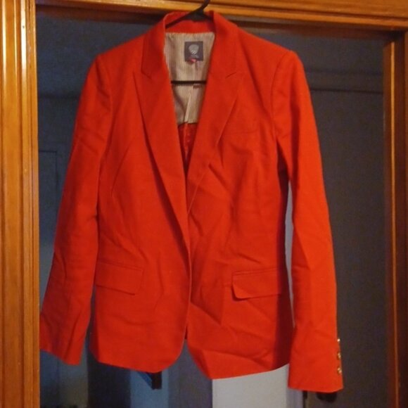 SIZE 6 VINCE CAMUTO RED UNLINED PANT SUIT - Picture 3 of 5